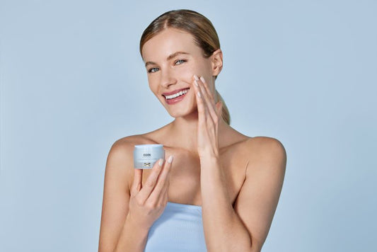 ISDIN Isdinceutics Hyaluronic Moisture Cream - Normal to Dry Skin 50g – Image 2