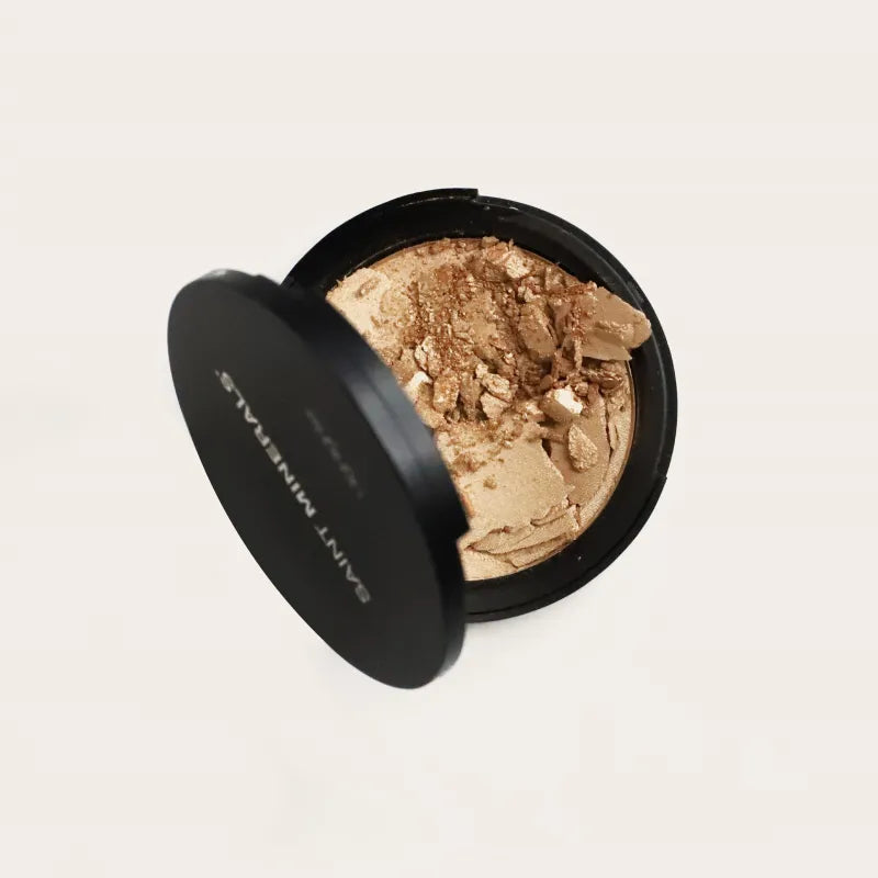Saint Minerals Pressed Highlighter - Golden Glow – Image 1